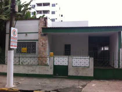 Casa para aluguel em Comercial